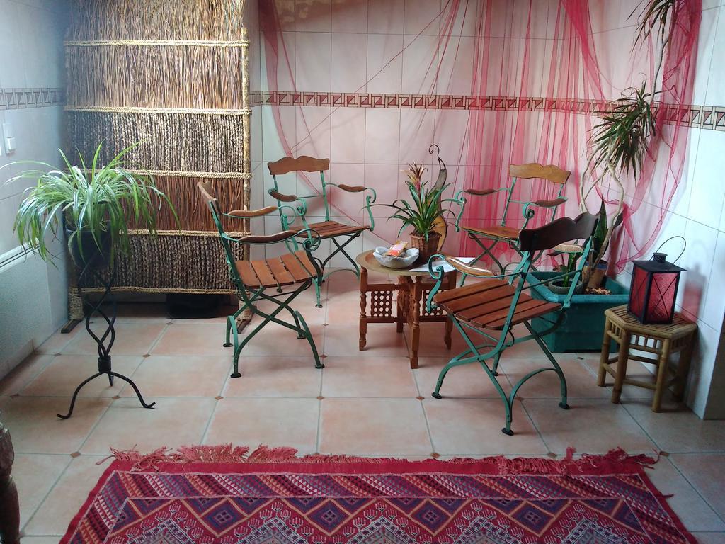 Chez Katy Et Dede Hotel Bangor Екстериор снимка
